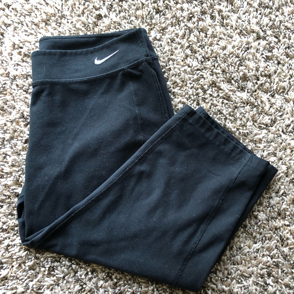Nike Dri-Fit capri leggings